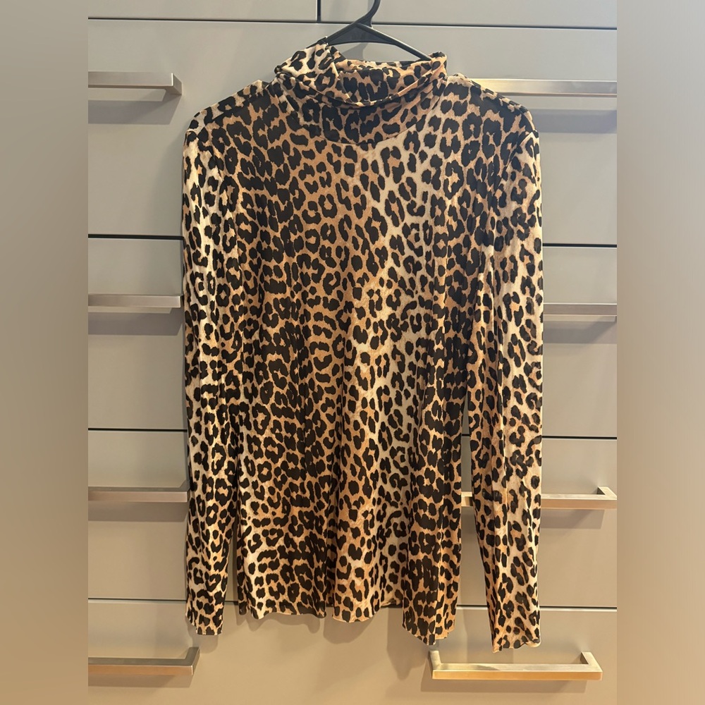 Ganni Leopard print lightweight turtleneck